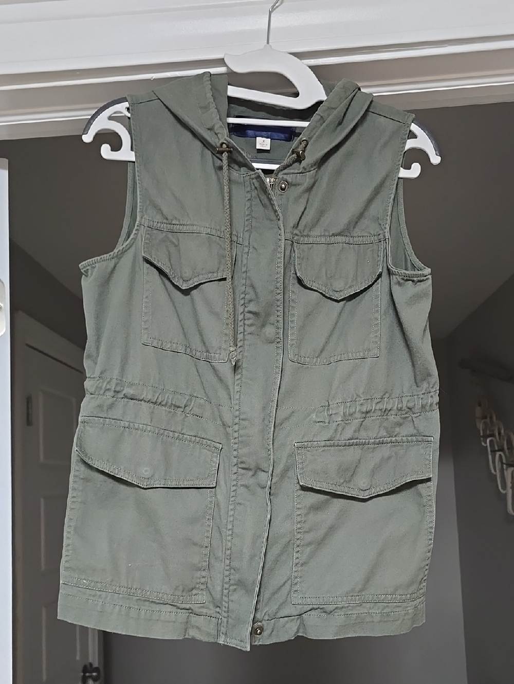 Blue Rain - Sleeveless Hooded Utility Vest in Olive Green